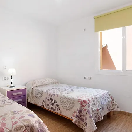 Agradable Casa Con Piscina