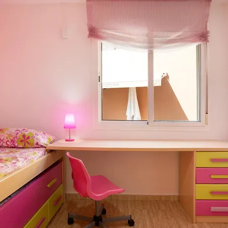 Holiday home Agradable Casa Con Piscina