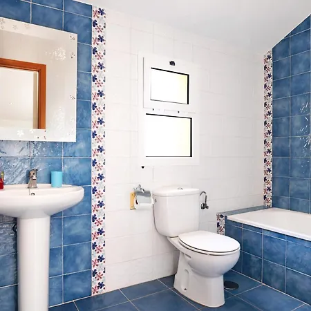 Holiday home Agradable Casa Con Piscina